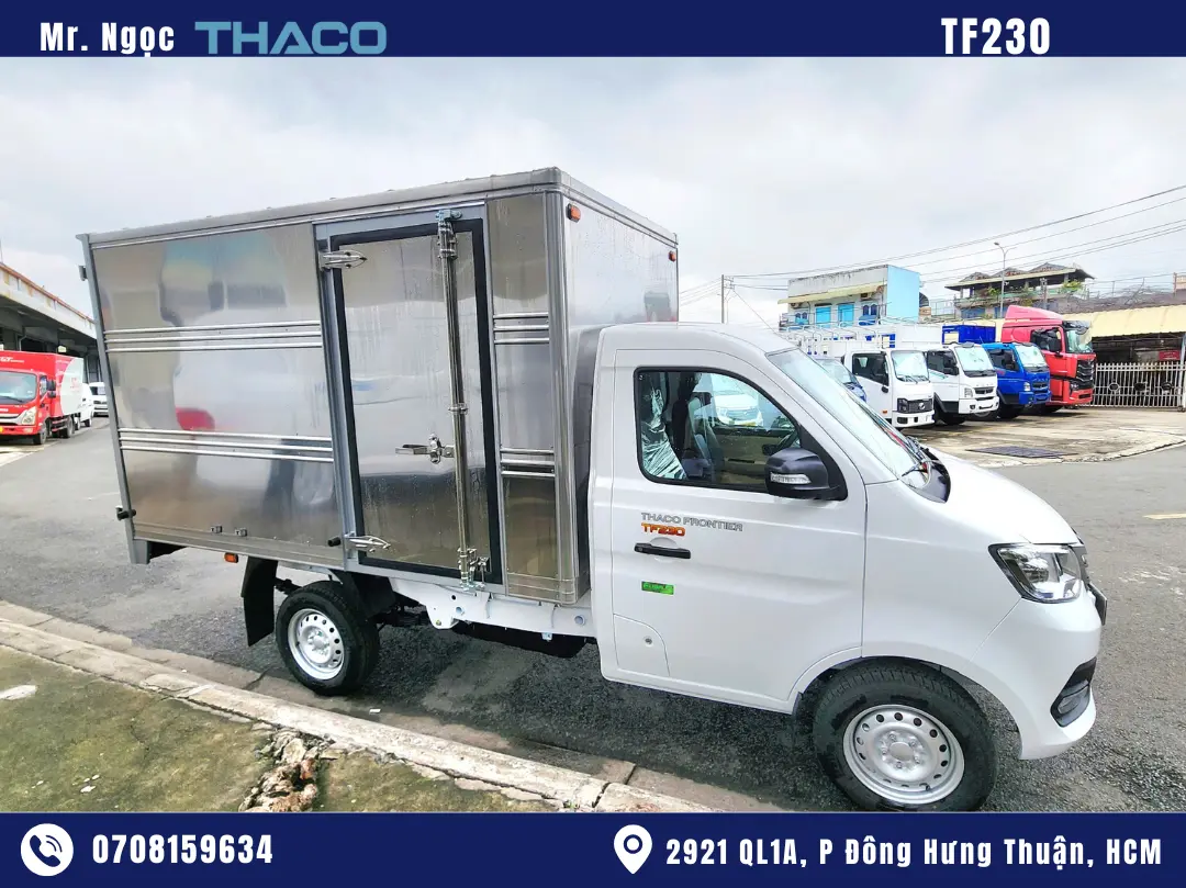 hình ảnh xe tải thaco 920kg thùng kín màu trắng