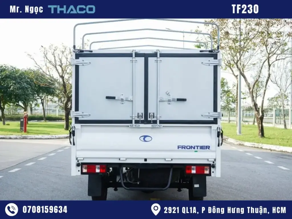 hình ảnh xe tải thaco 990kg thùng Mui Bạc màu trắng
