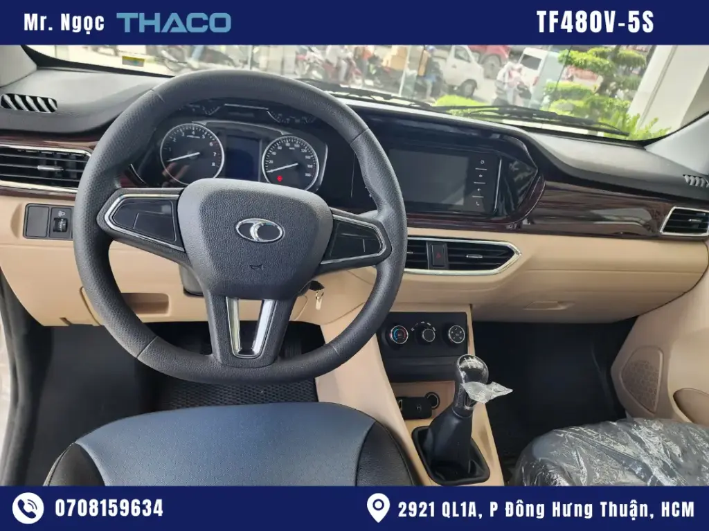 hình ảnh xe van 5 chỗ TF480 màu trắng