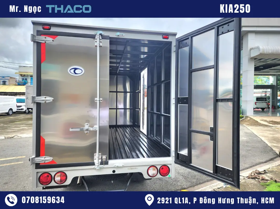 xe-tai-k250-thùng kín-2tấn49 Xe Tải Kia K250 2.49 Tấn Thùng Kín